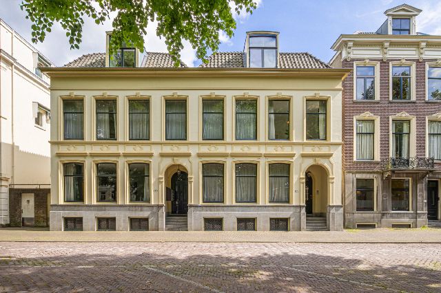 Reyer Anslostraat P -ong