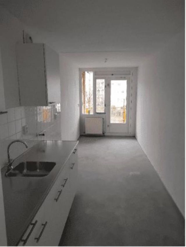 Albert Camuslaan 24, Amsterdam Zuidoost
