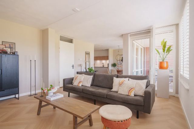 Apartment (48.0 m²) for rent in Almere (Stationsplein 8Q, 1315 KS Almere, Netherlands)