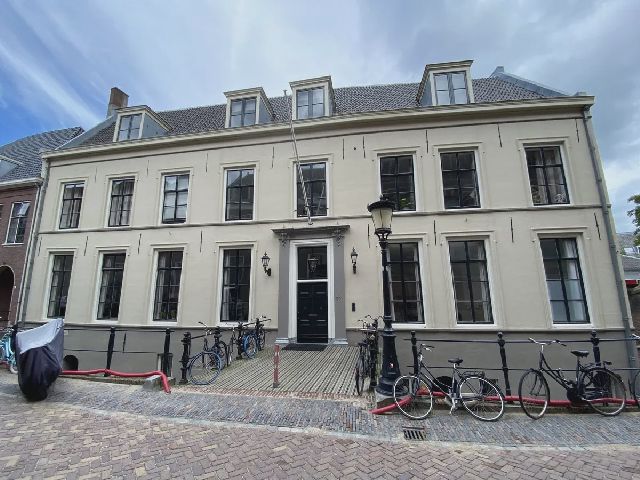Apartment (45.0 m²) for rent in Utrecht (Rijwielhandel Tieleman, Adriaen van Ostadelaan 55, 3583 AB Utrecht, Netherlands)