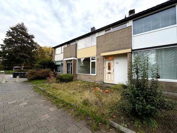 Te huur: Ruime kamer nabij het Zernike campus
