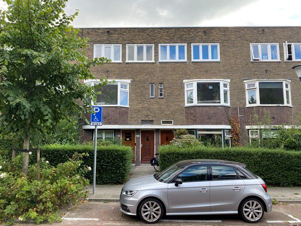 Te huur: Groepshuis met vijf studentenkamers en gemeenschappelijke woonkamer