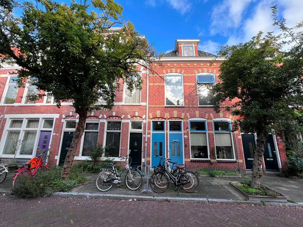 Te huur: Tweekamerappartement beschikbaar aan de Oosterpoortbuurt!