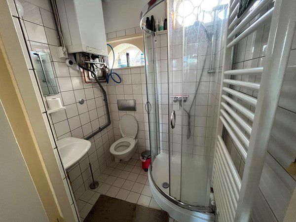 Te huur: Studentenkamer in de Oosterpoortbuurt