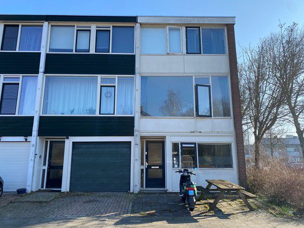 Te huur: Ruime studentenkamer aan de Smaragdstraat!