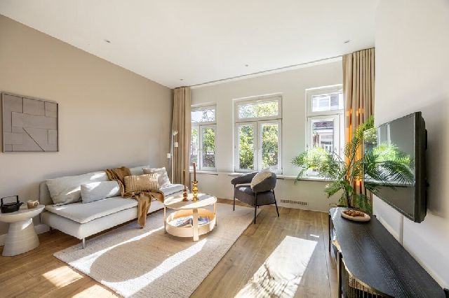 Bovenwoning (dubbel bovenhuis) te huur in Haarlem