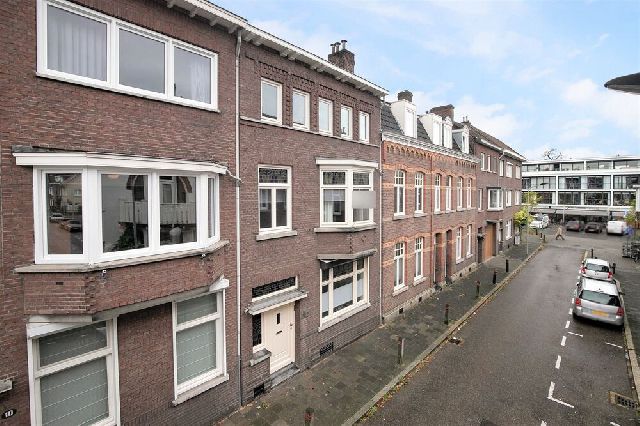 Eengezinswoning, tussenwoning te huur in Maastricht