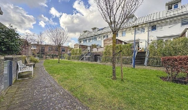 Benedenwoning (dubbel bovenhuis) te huur in Haarlem