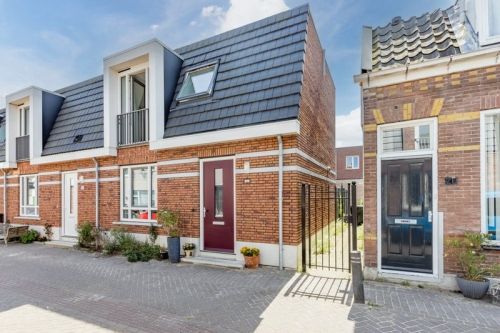 Eengezinswoning, hoekwoning te huur in Zaandam