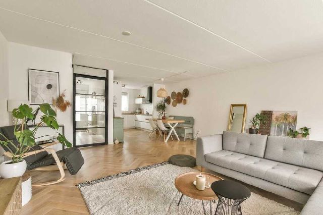 Eengezinswoning, geschakelde woning te huur in Almere