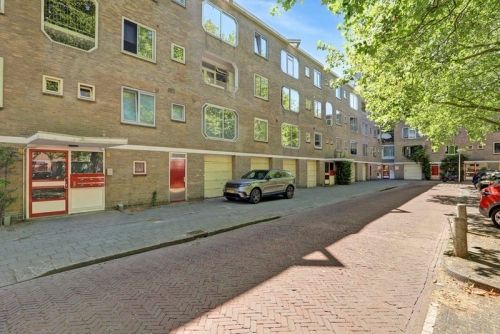 Beneden + bovenwoning (appartement) te huur in Amstelveen