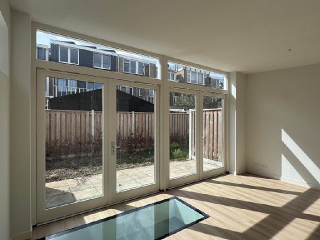 Woonhuis, Eengezinswoning, Hoekwoning te huur in Utrecht