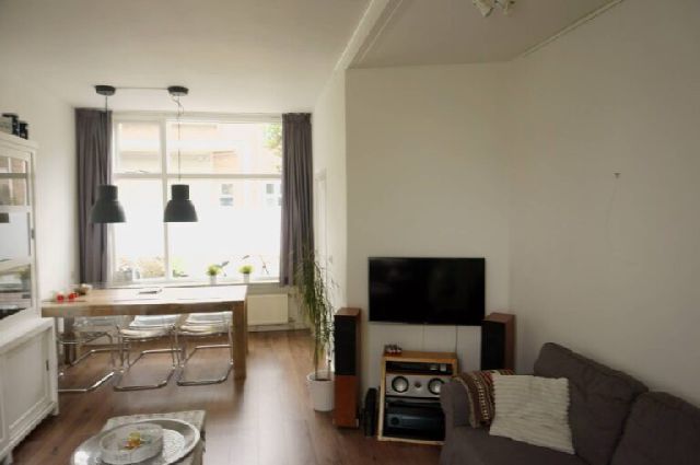Woonhuis, Eengezinswoning, Tussenwoning te huur in Utrecht