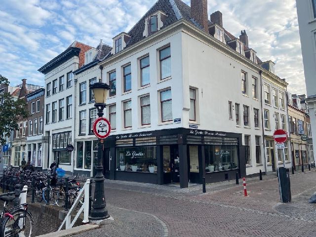 Oudegracht 50E, 3511 AR Utrecht, Netherlands