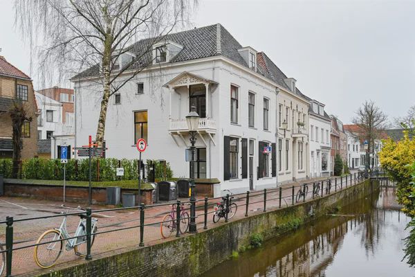 3811 BT Amersfoort (Lieve Vrouwekerkhof)