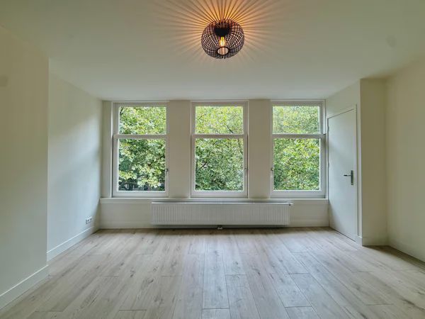 1052 JK Amsterdam (Frederik Hendrikbuurt)