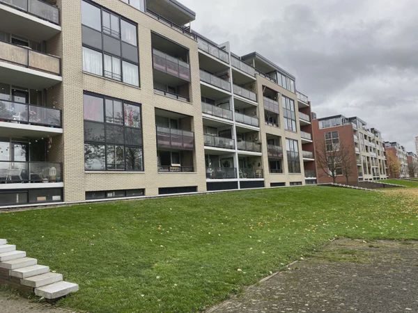 1066 NE Amsterdam (Sloten/Nieuw-Sloten)