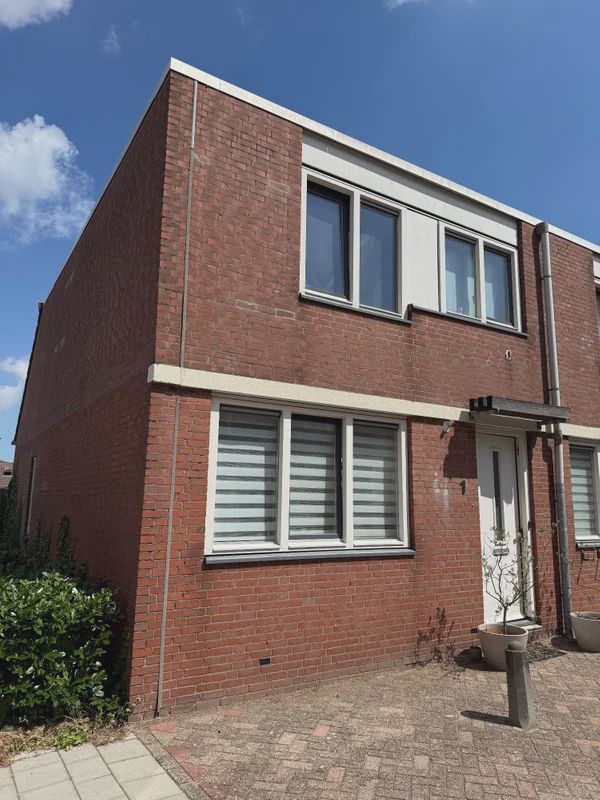 2907 BK Capelle aan den IJssel (Ervenbuurt)