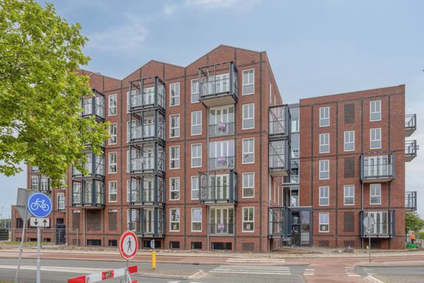 1271 XZ Huizen (Wolfskamer)