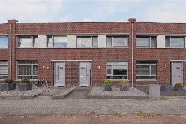 5508 SE Veldhoven (Verspreide huizen Scherpenering en Landsaard)