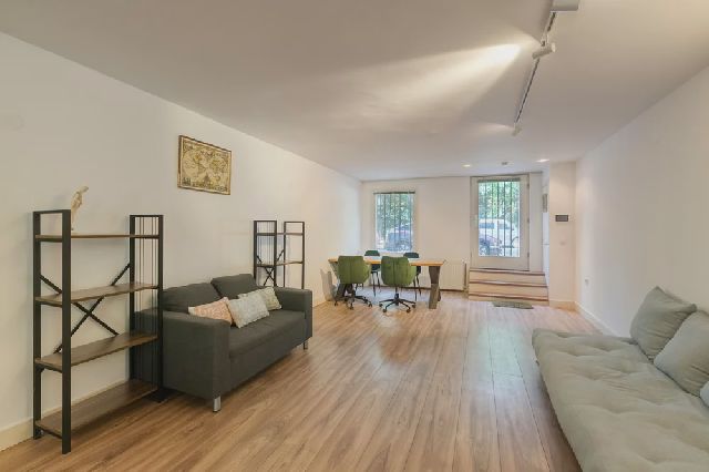 1013 LA Amsterdam (Haarlemmerbuurt)