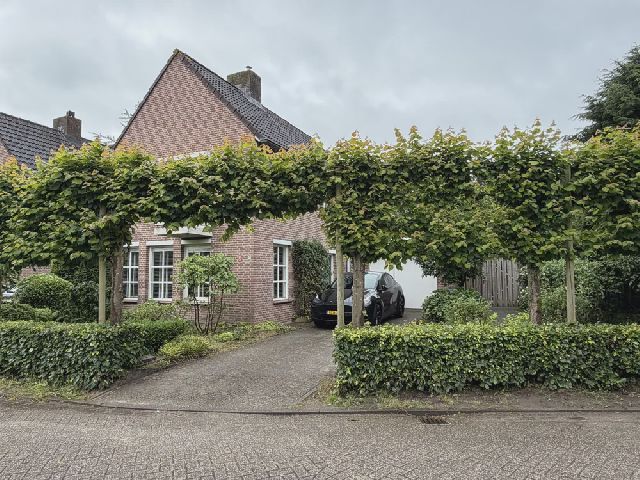 5674 VR Nuenen (Eeneind)
