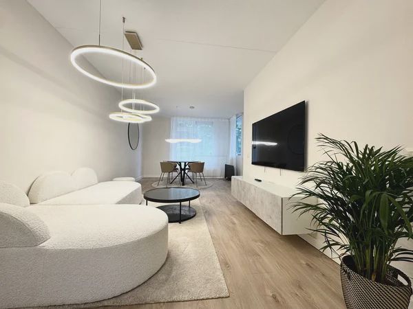 1094 XP Amsterdam (Indische Buurt-West)