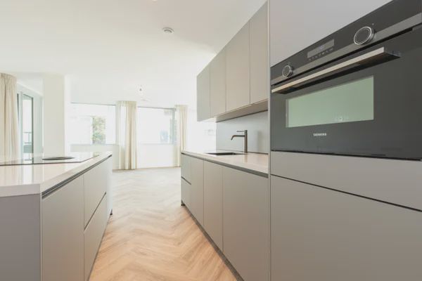 1043 NV Amsterdam (Sloterdijk Nieuw-West)
