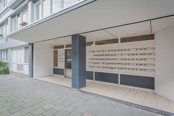 1054 DG Amsterdam (Helmersbuurt)