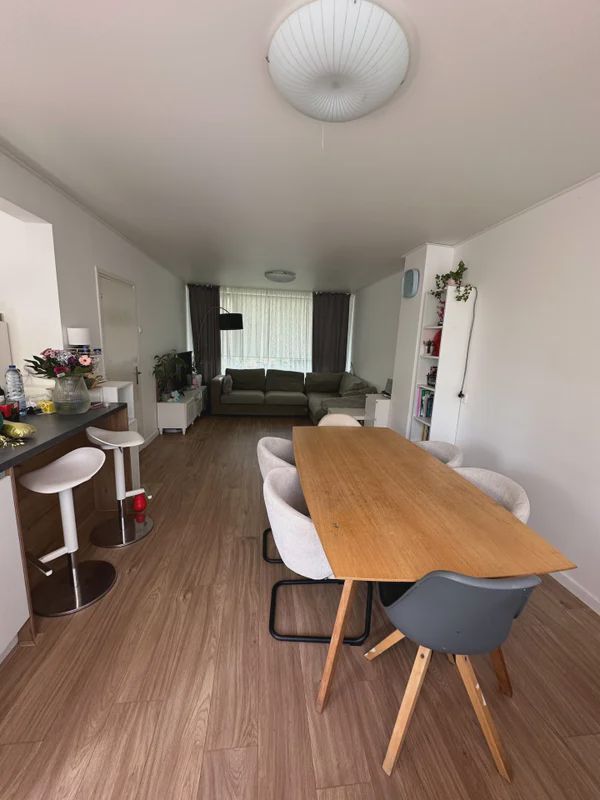 3067 EB Rotterdam (Het Lage Land)