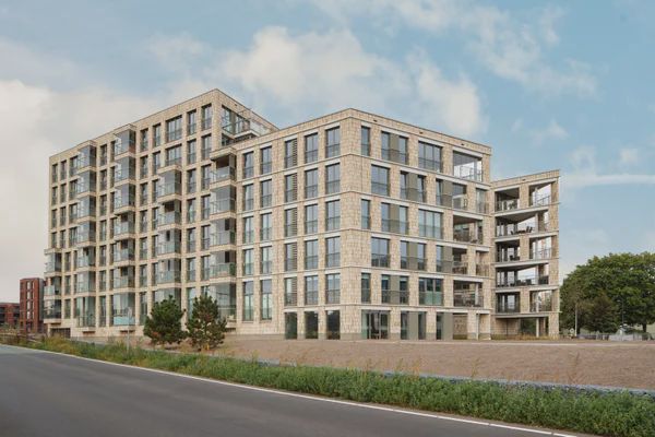 4816 BX Breda (Doornbos-Linie)