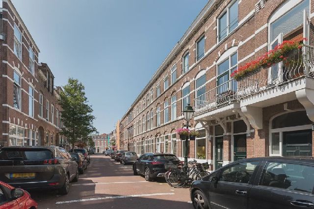 2596 AH Den Haag (Nassaubuurt)
