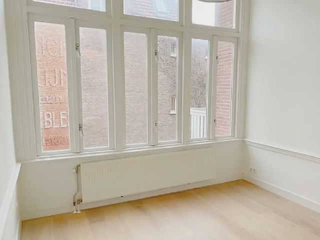 2547 AH Den Haag (Leyenburg)