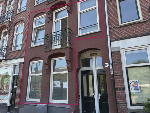 1051 LB Amsterdam (Staatsliedenbuurt)