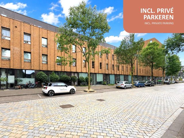 Pieter Oosterhuisstraat 106 AMS-12596, 1087HT Amsterdam - Oost