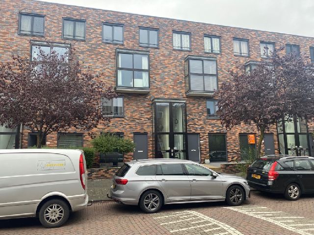 Te huur: J.H. van den Broekstraat 23, 3071MB Rotterdam