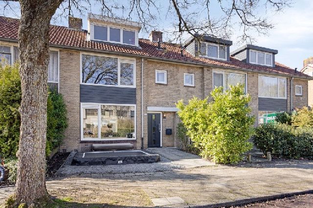 1181 LP Amstelveen (Vredeveldbuurt)