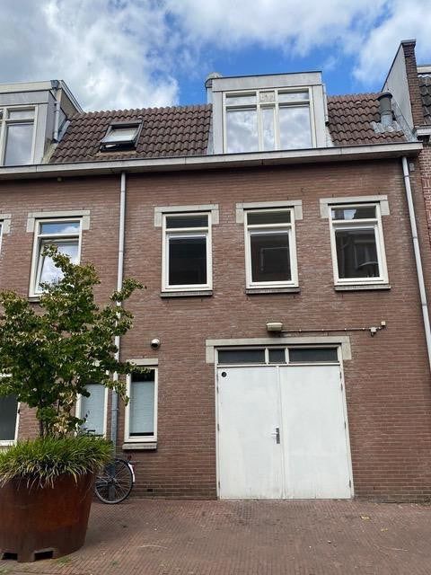 6811 CN Arnhem (Rijnstraat)