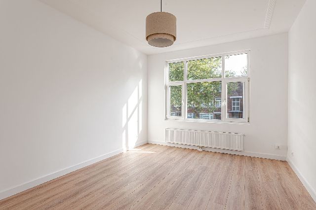 2574 GB Den Haag (Oostbroek-Zuid)