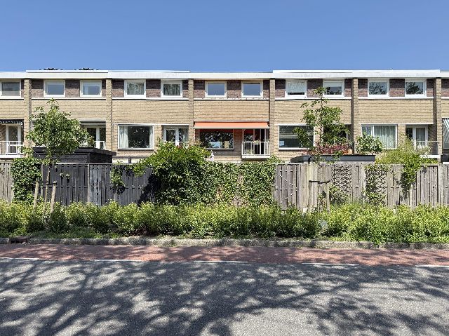 1183 EG Amstelveen (Heldenbuurt)