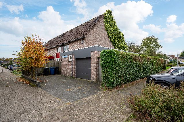 1313 BG Almere (Kruidenwijk Noord- midden)