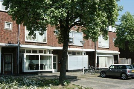 5644 CK Eindhoven (Kerstroosplein)