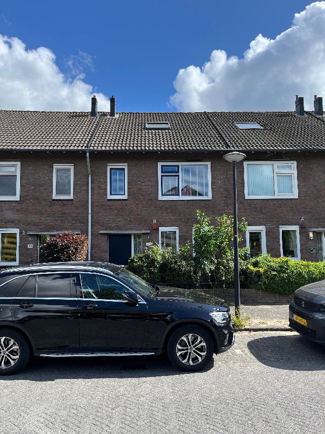 2548 ZP Den Haag (Zonne Veld)