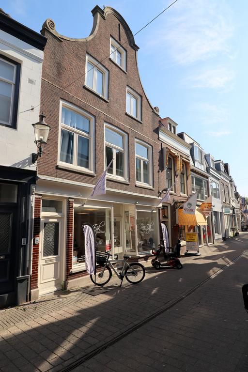 1381 BA Weesp (Weesp Centrum)