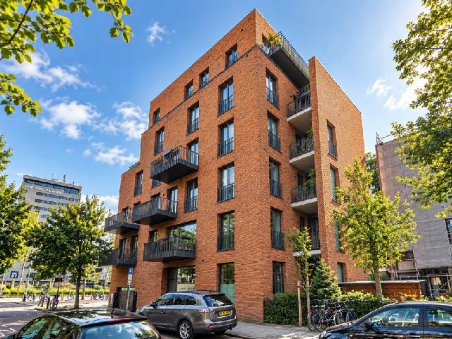 1091 SZ Amsterdam (Weesperzijde)