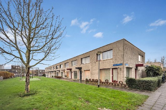 1328 VK Almere (Tussen de Vaarten Z.- Zuidoost)