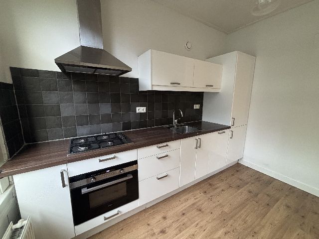 1052 BH Amsterdam (Staatsliedenbuurt)