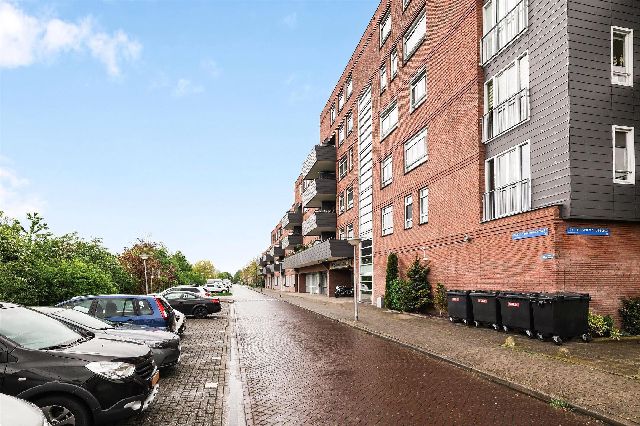 1336 BJ Almere (Stripheldenbuurt Noordwest)