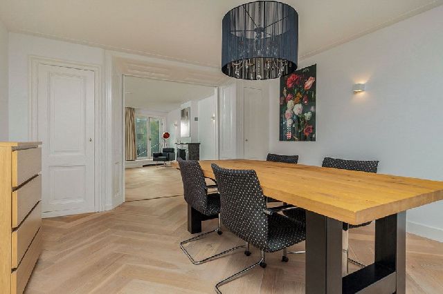 1011 AJ Amsterdam (Nieuwmarkt/Lastage)