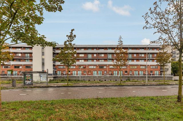 1066 GG Amsterdam (Sloten/Nieuw-Sloten)